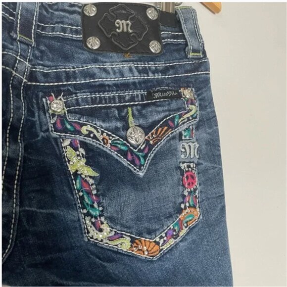 ✨MISS ME✨Women's Cuffed Blue Denim Capris - Picture 1 of 4